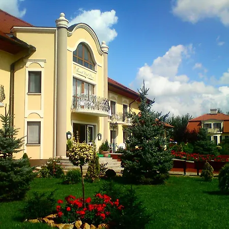 Termál Pávai Gyógyszálló *** Hotel Berekfürdő